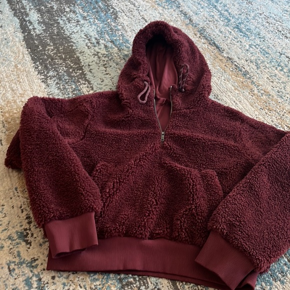 Lululemon 1/2 zip fleece 6 - Picture 5 of 13